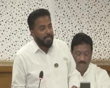 सुळकुड योजनेसंदर्भात अधिवेशन संपण्यापूर्वी बैठक घेऊ; मुख्यमंत्री फडणवीस यांचे आश्वासन