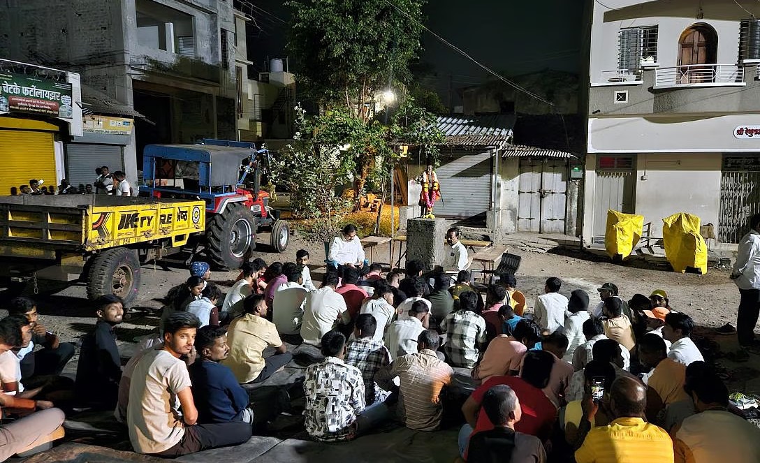पट्टणकोडोली येथे गुढीपाडव्याच्या मुहूर्तावर बसविला शिवरायांचा पुतळा