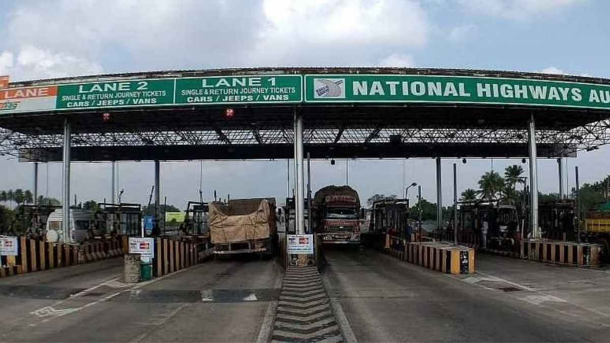 महाराष्ट्राने भरला 21105 कोटींचा टोल…