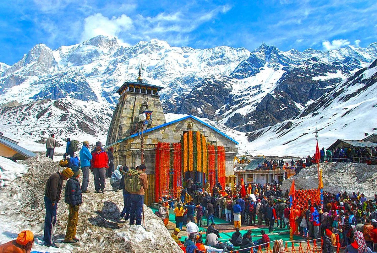 केदारनाथ यात्रेसाठी या सोप्या पद्धतीने करा हेलिकॉप्टरचा वापर, जाणून घ्या बुकिंग करण्याची प्रक्रिया