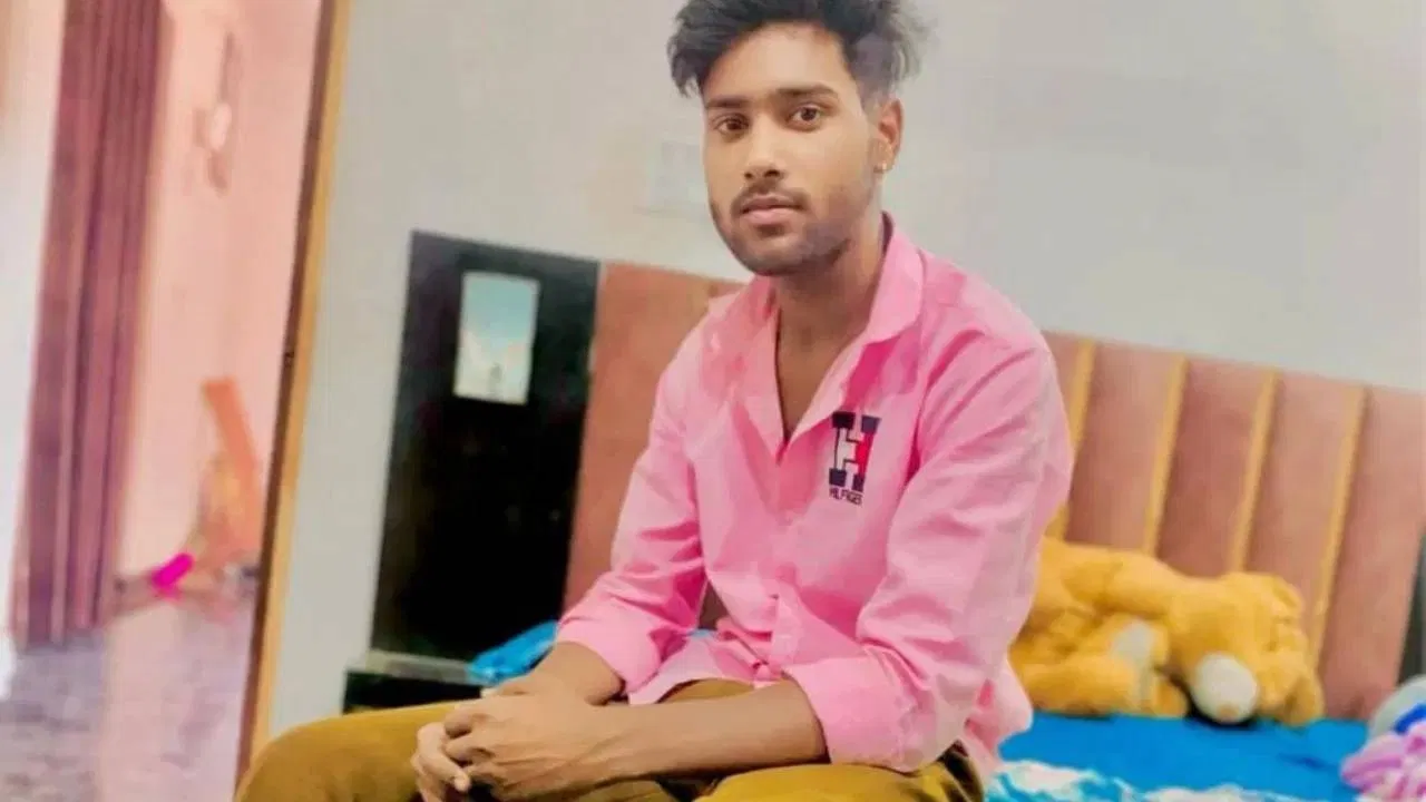 मित्रांसोबत पार्टीत आला… हायराईज सोसायटीच्या बाल्कनीत बॉडीच सापडली; एकच खळबळ